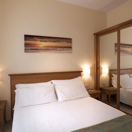 Hotel Tirreno Parghelia Eksteriør billede