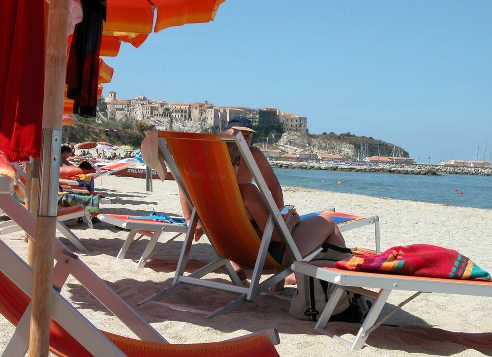 Hotel Tirreno Parghelia Eksteriør billede