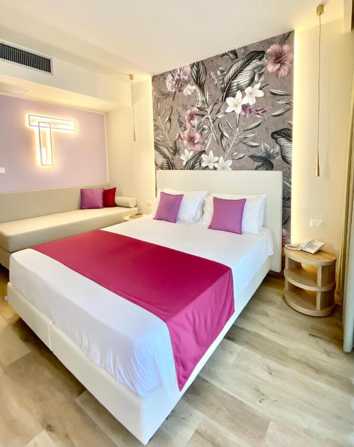 Hotel Tirreno Parghelia Eksteriør billede