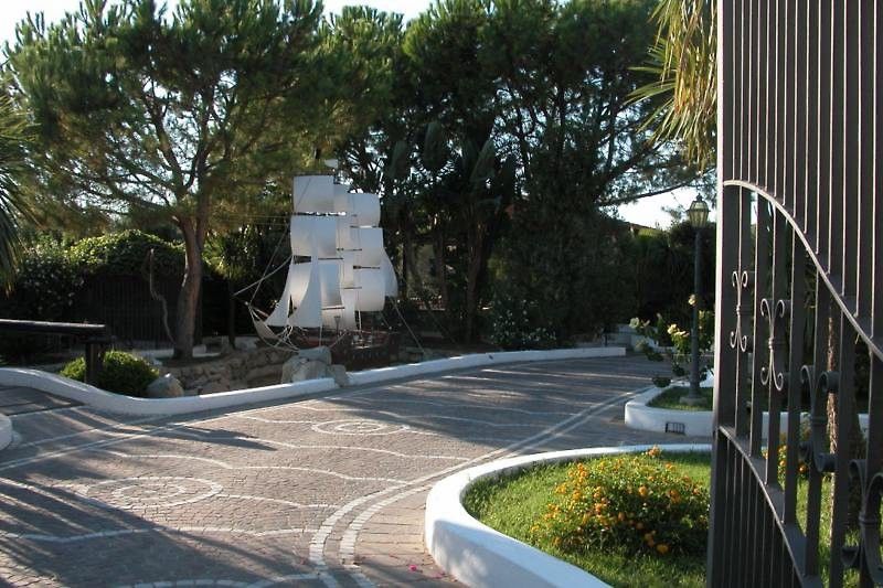 Hotel Tirreno Parghelia Eksteriør billede