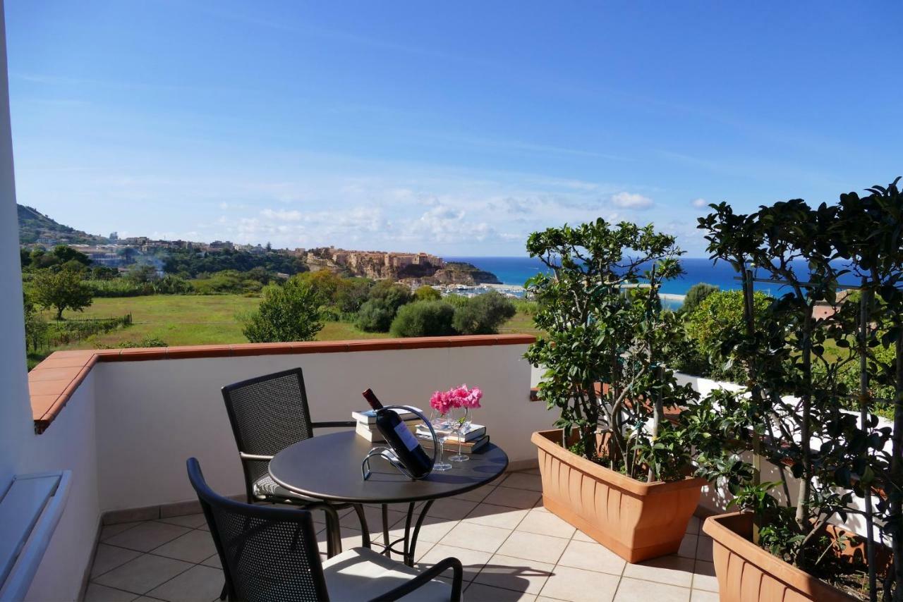 Hotel Tirreno Parghelia Eksteriør billede