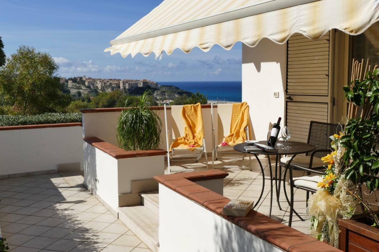 Hotel Tirreno Parghelia Eksteriør billede