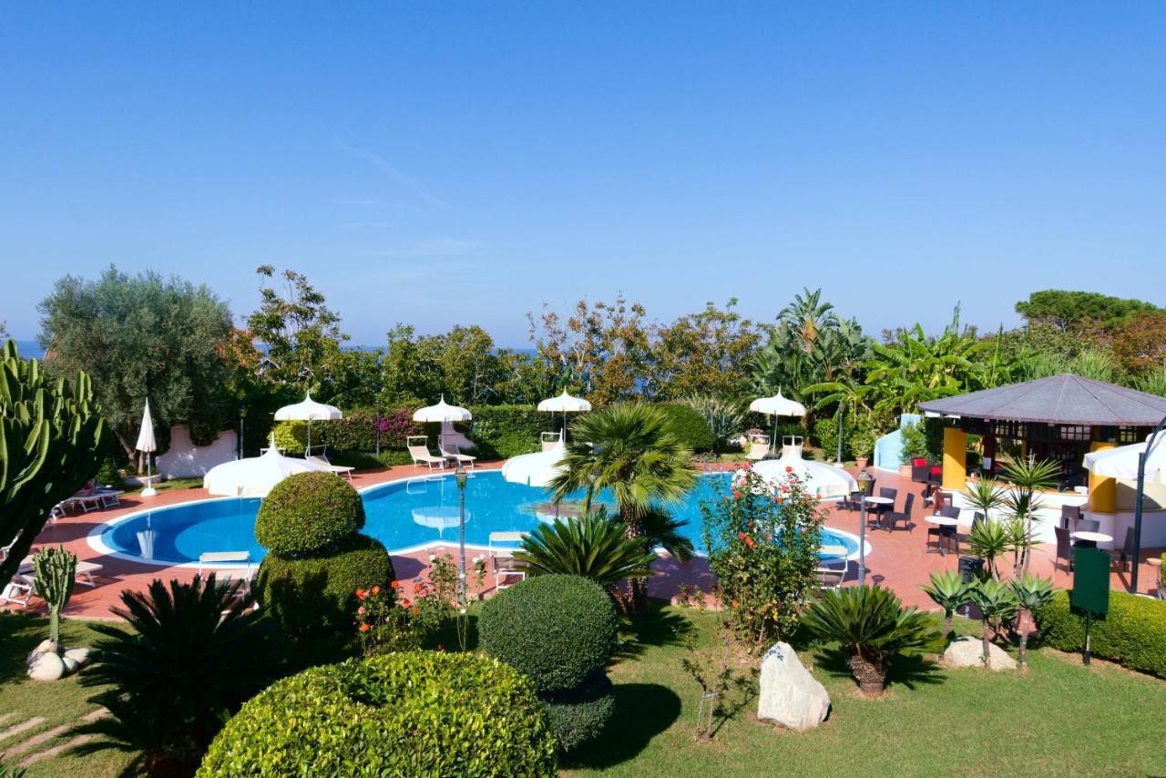 Hotel Tirreno Parghelia Eksteriør billede
